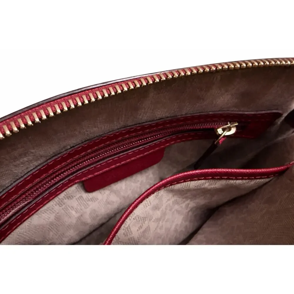 Michael Kors Jet Set‎ Red Saffiano Leather Crossbody Gold Chain Y2K Chic